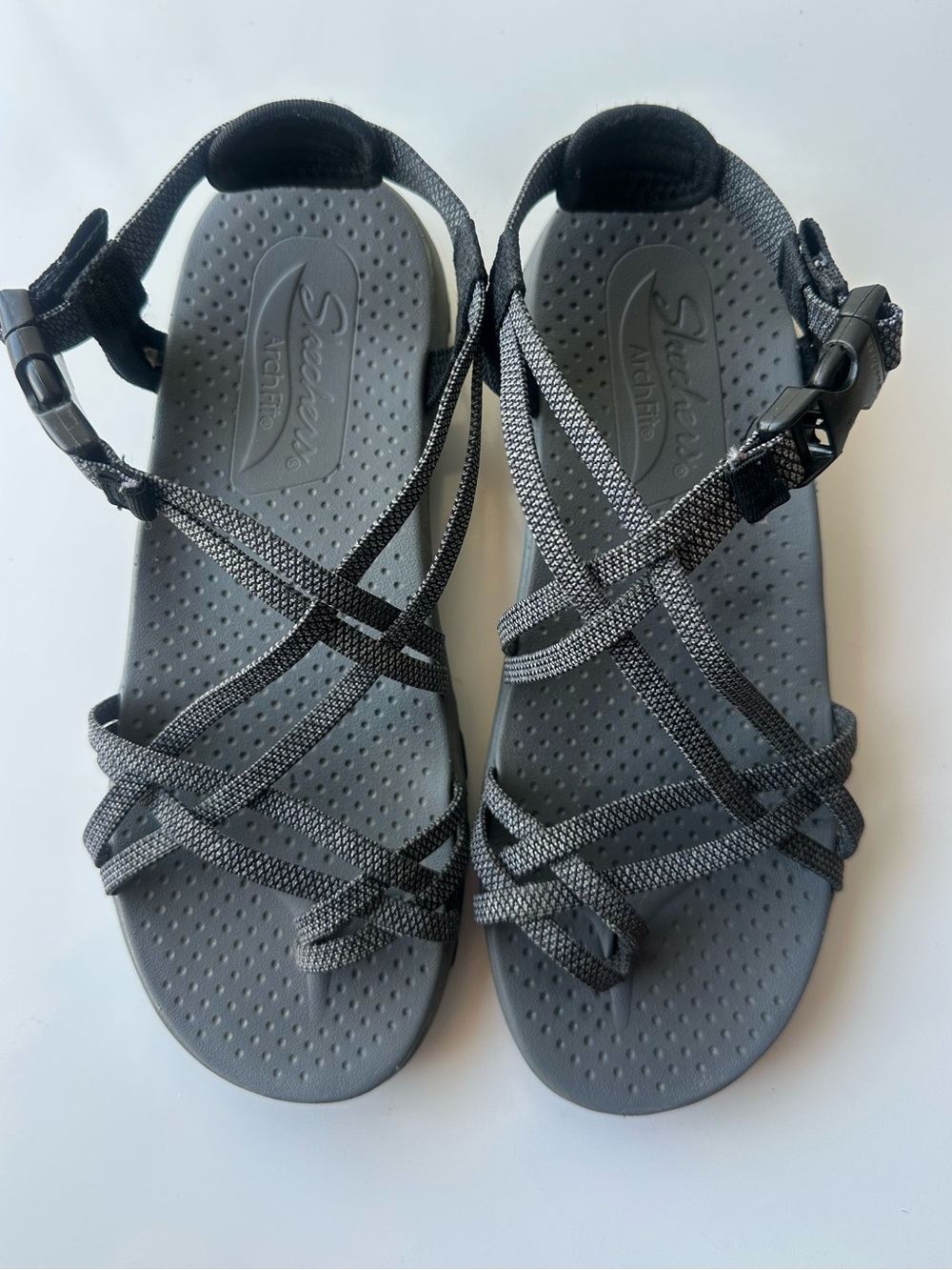 Skechers Women's Black Strappy Comfort Sandals size 8